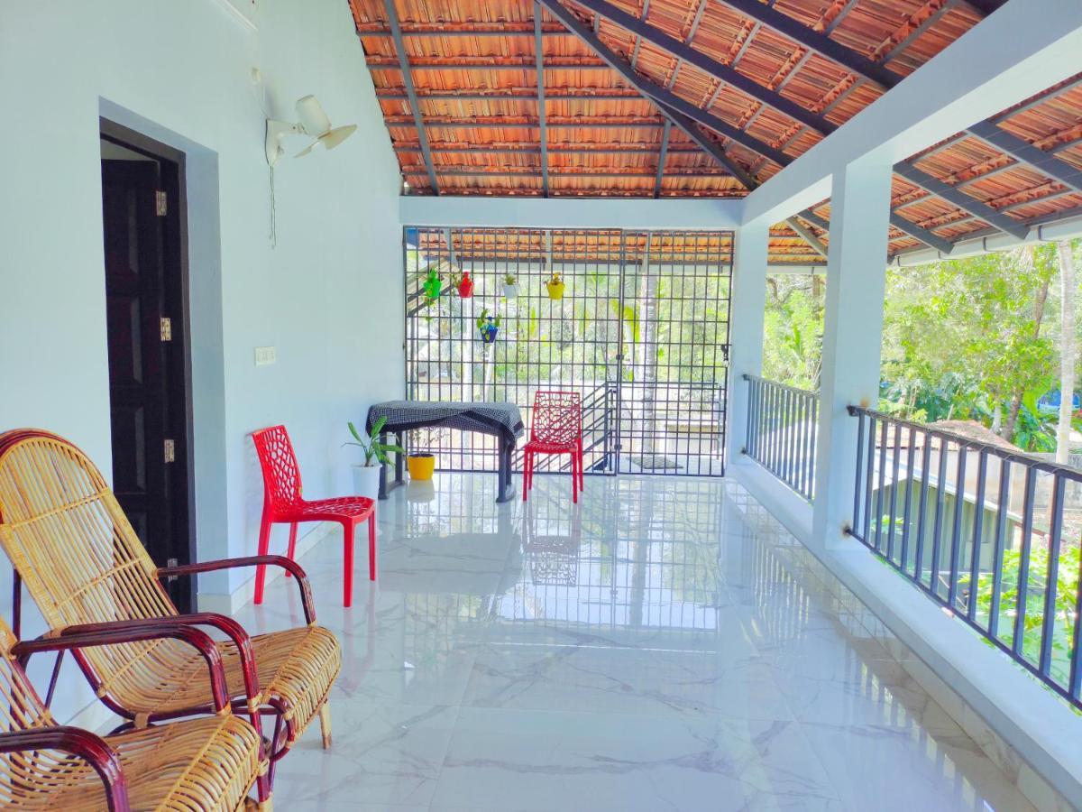 Malhar Marari Homestay Mararikulam Buitenkant foto